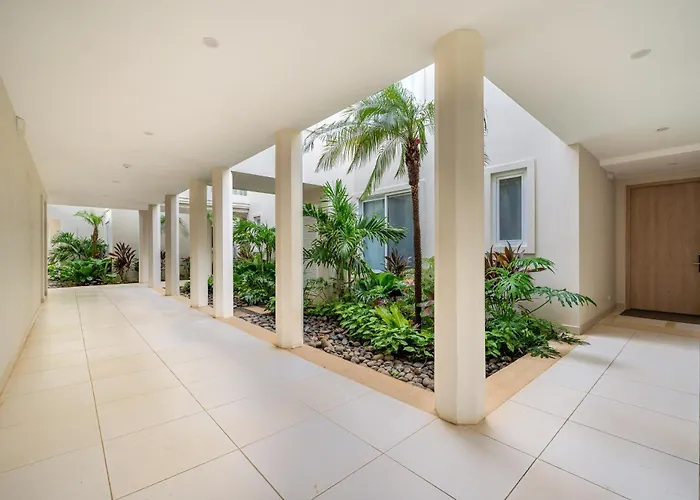 Ocean-view Tamarindo: Community Pool Access *